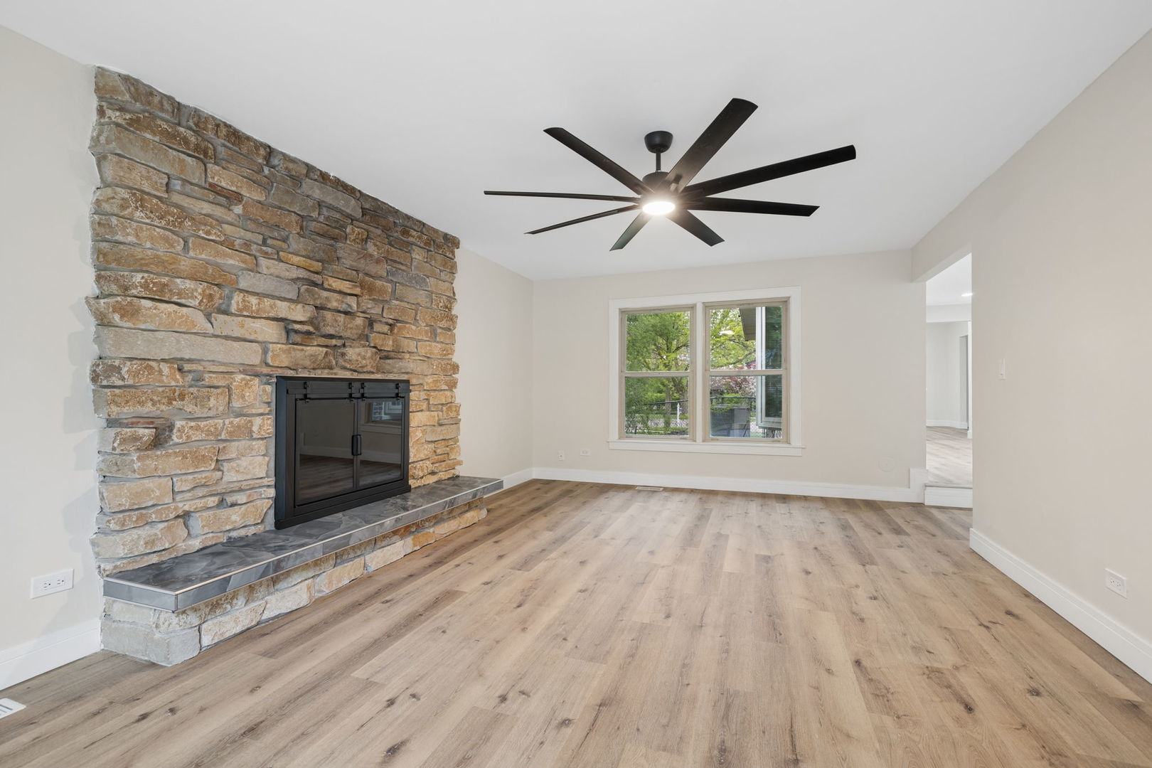 904 Iroquois Avenue, Naperville, IL 60563