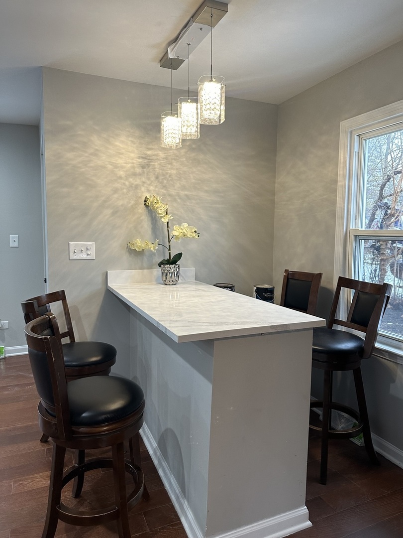 905 Tomahawk Trail, Round Lake Heights, IL 60073