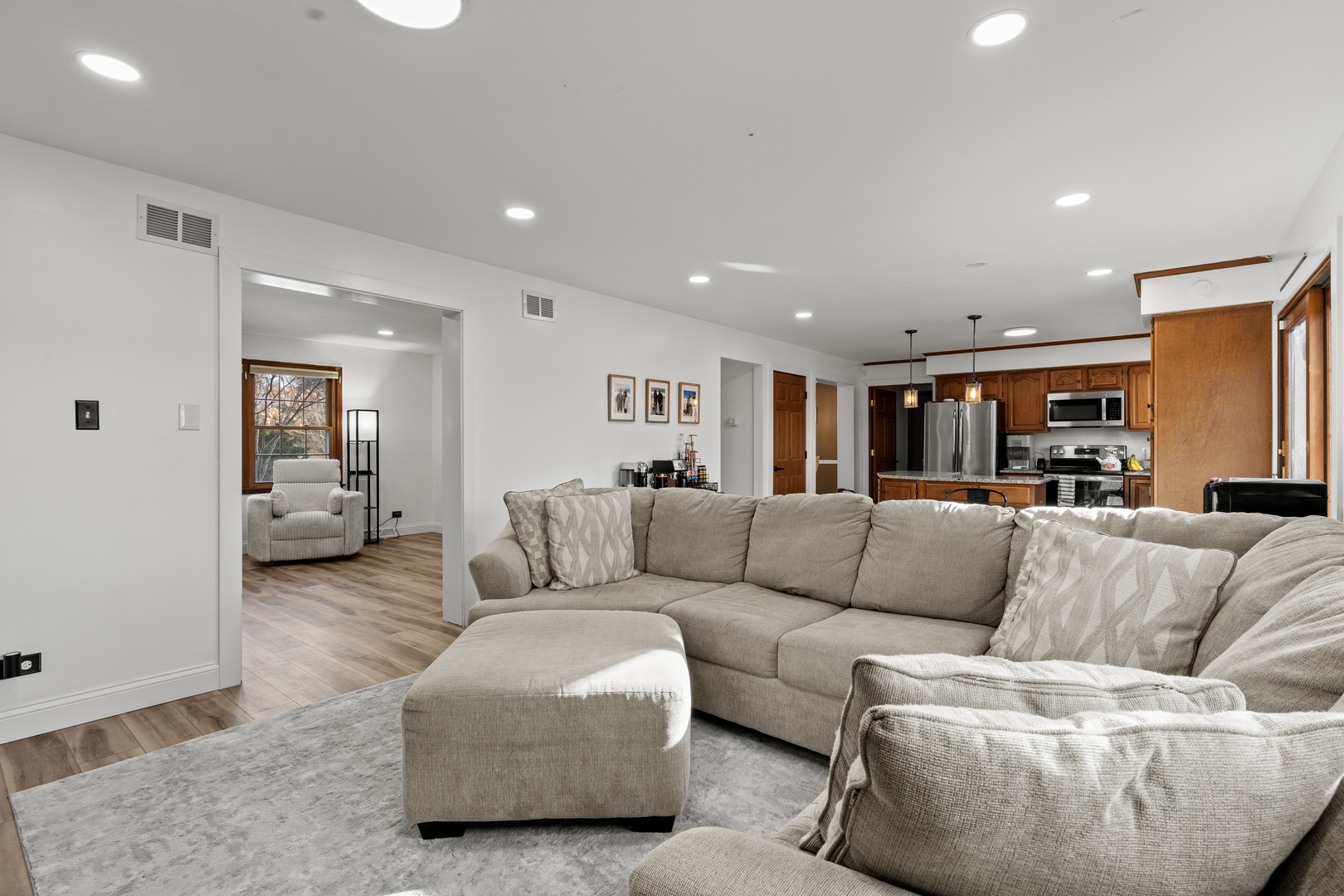 24431 W Lancelot Lane, Joliet, IL 60404