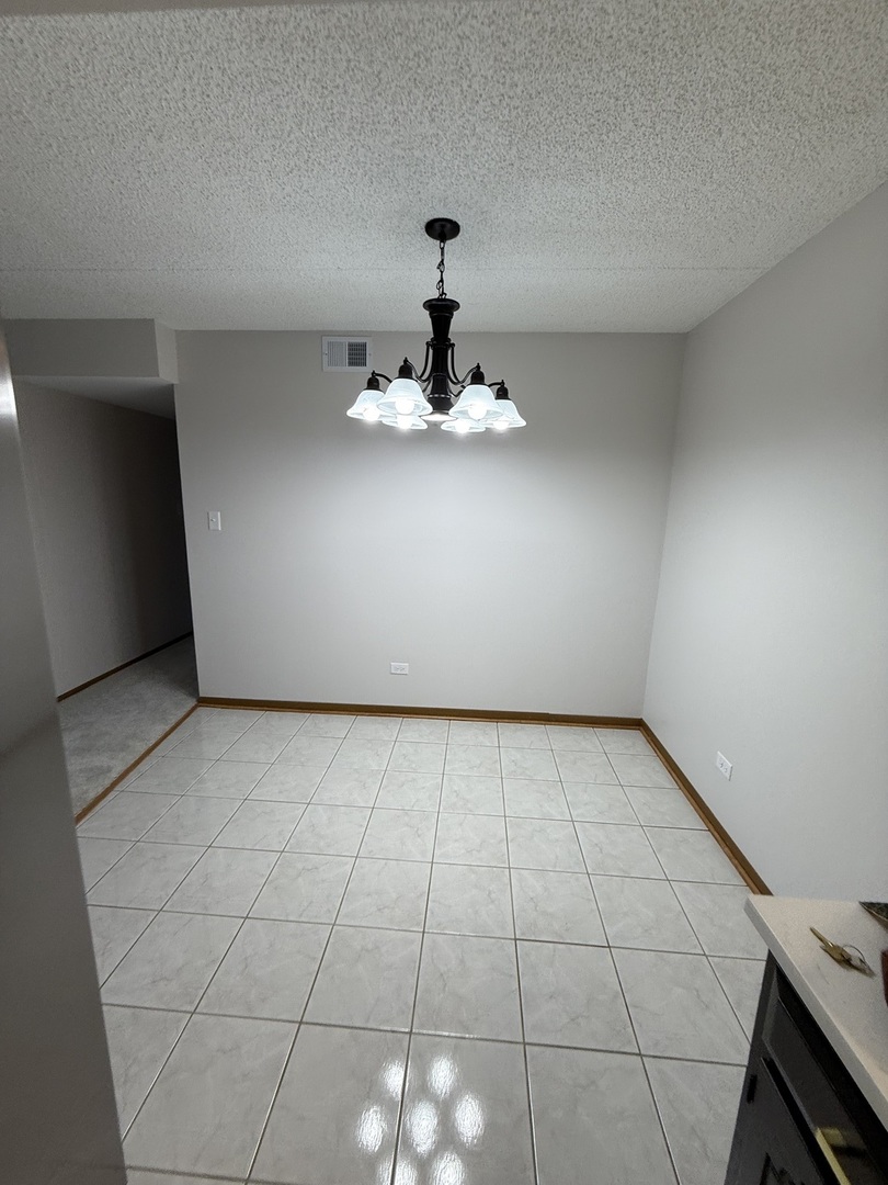 17525 71st Court #2C, Tinley Park, IL 60477