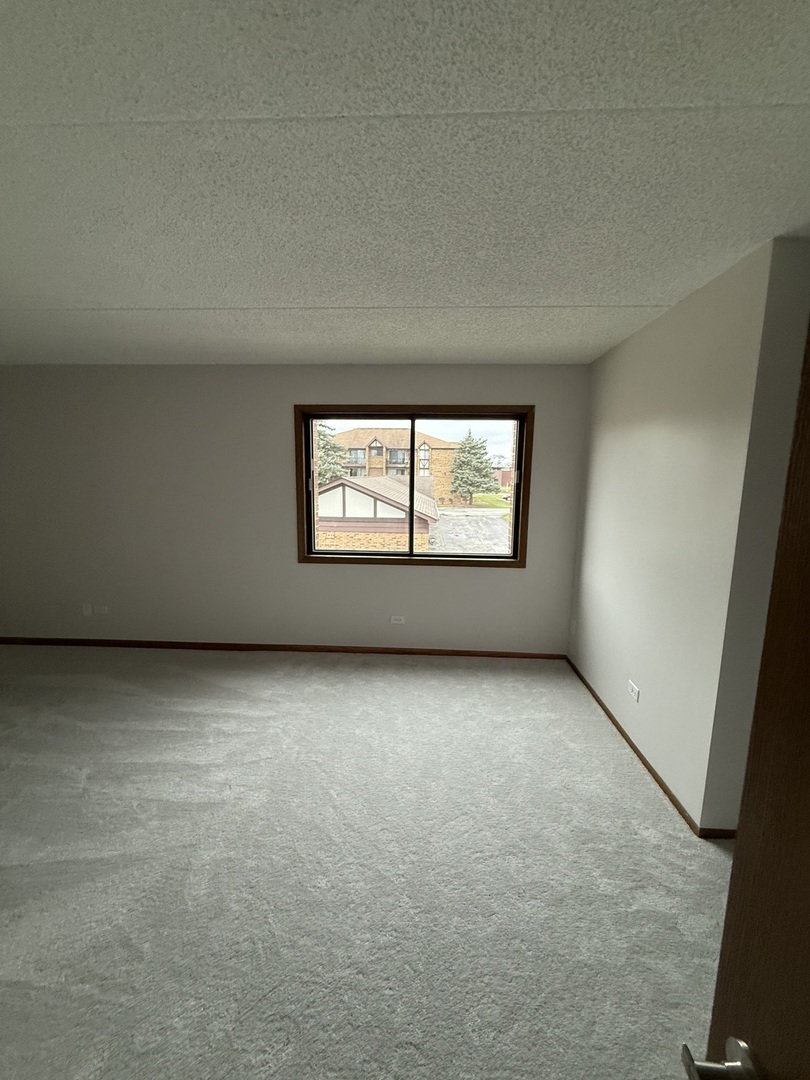 17525 71st Court #2C, Tinley Park, IL 60477