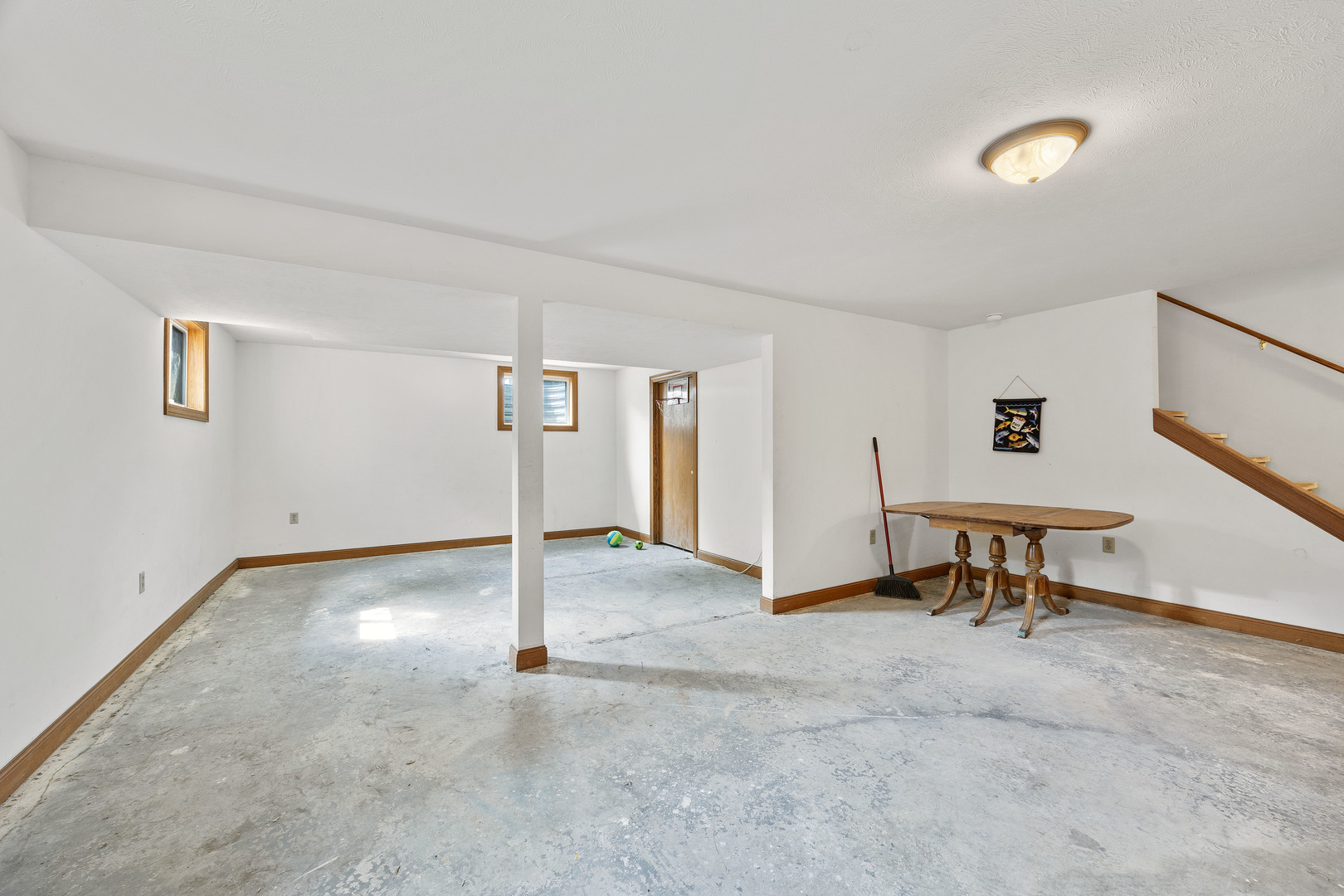 417 Sunset Drive, Colfax, IL 61728