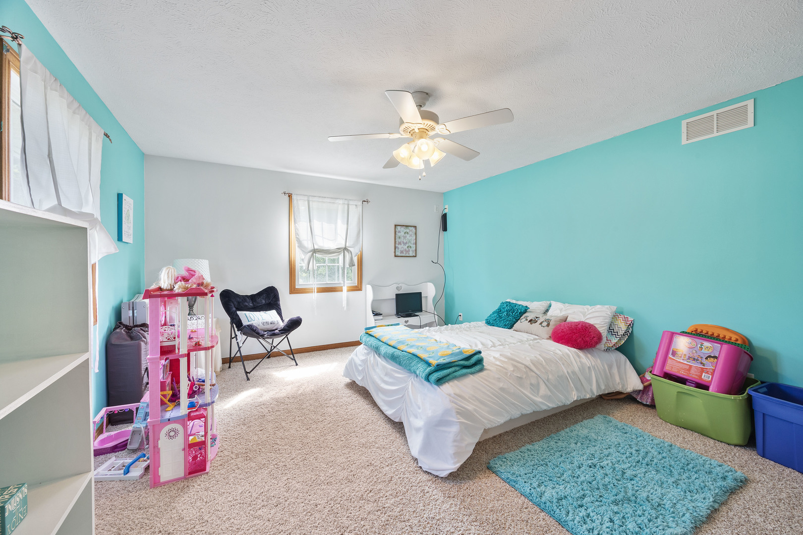 417 Sunset Drive, Colfax, IL 61728