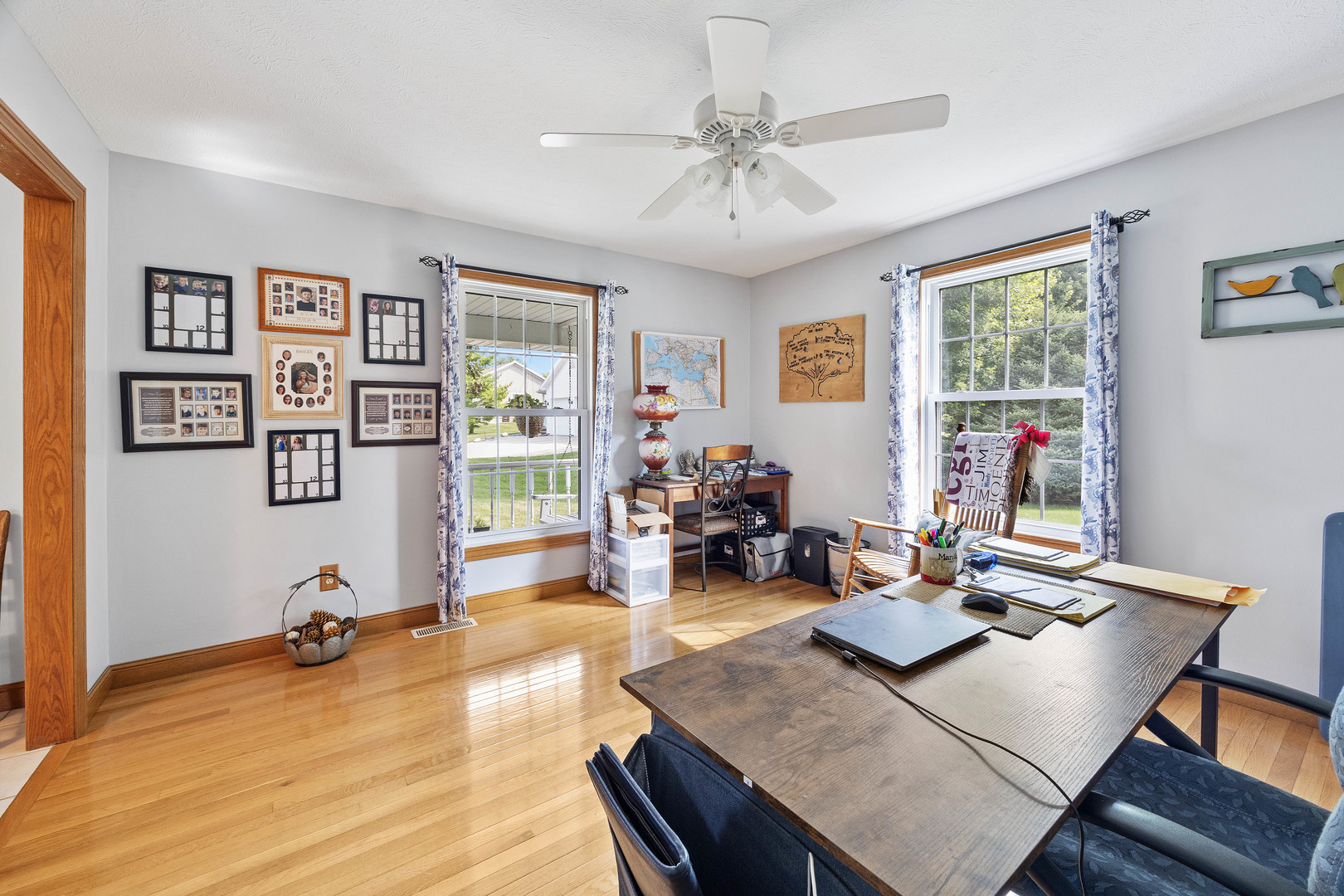 417 Sunset Drive, Colfax, IL 61728