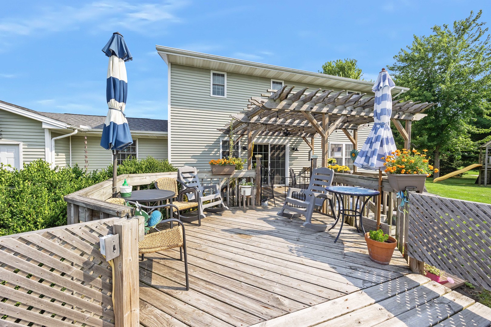 417 Sunset Drive, Colfax, IL 61728