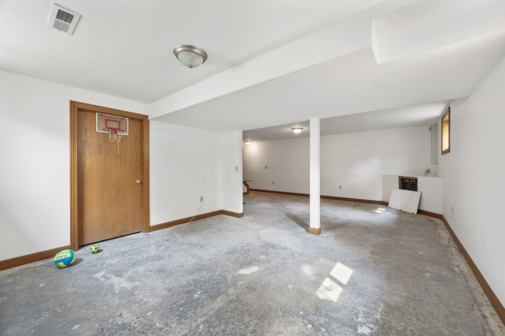 417 Sunset Drive, Colfax, IL 61728