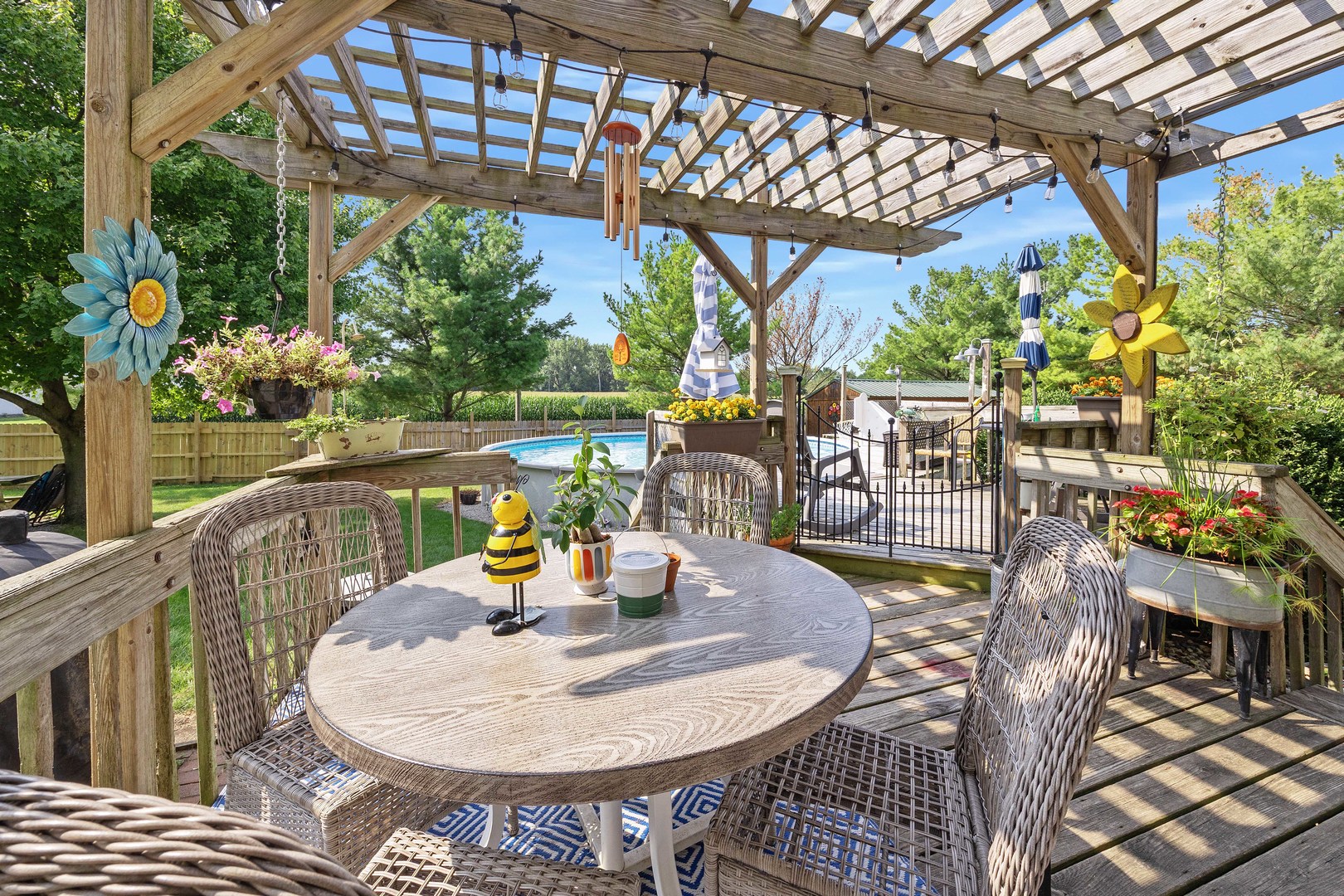 417 Sunset Drive, Colfax, IL 61728