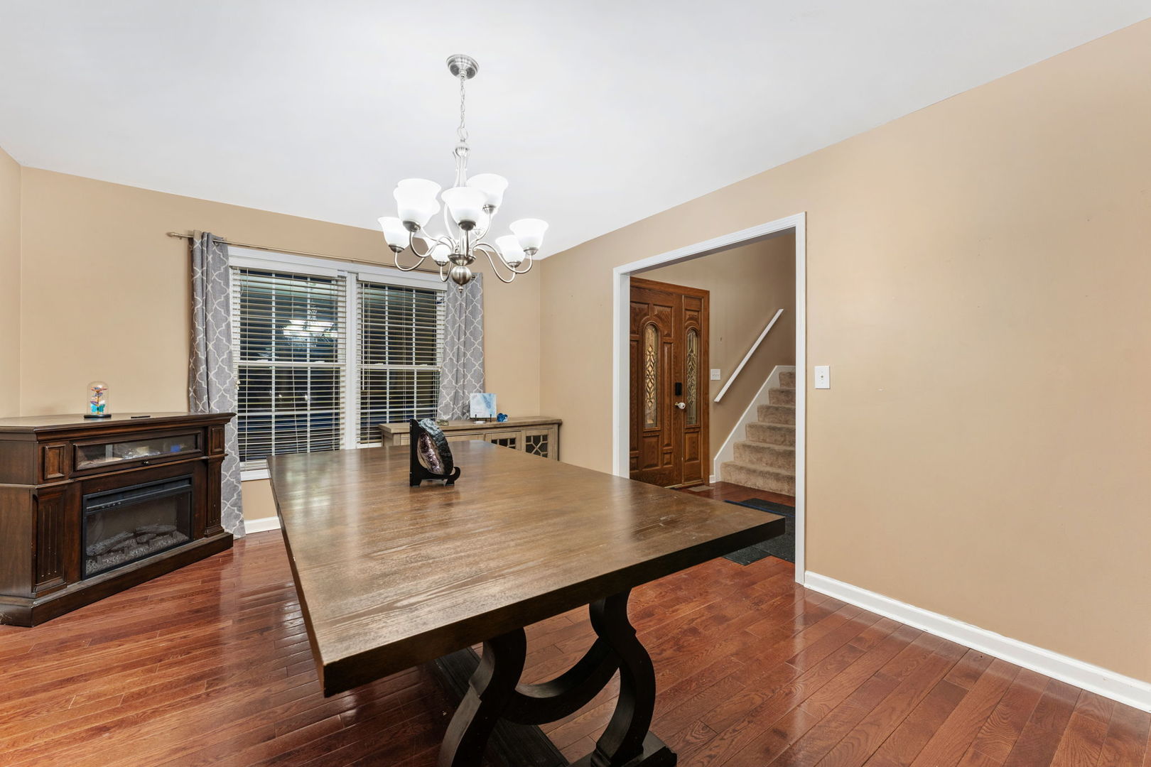 2829 Randall Ridge Drive, Elgin, IL 60124