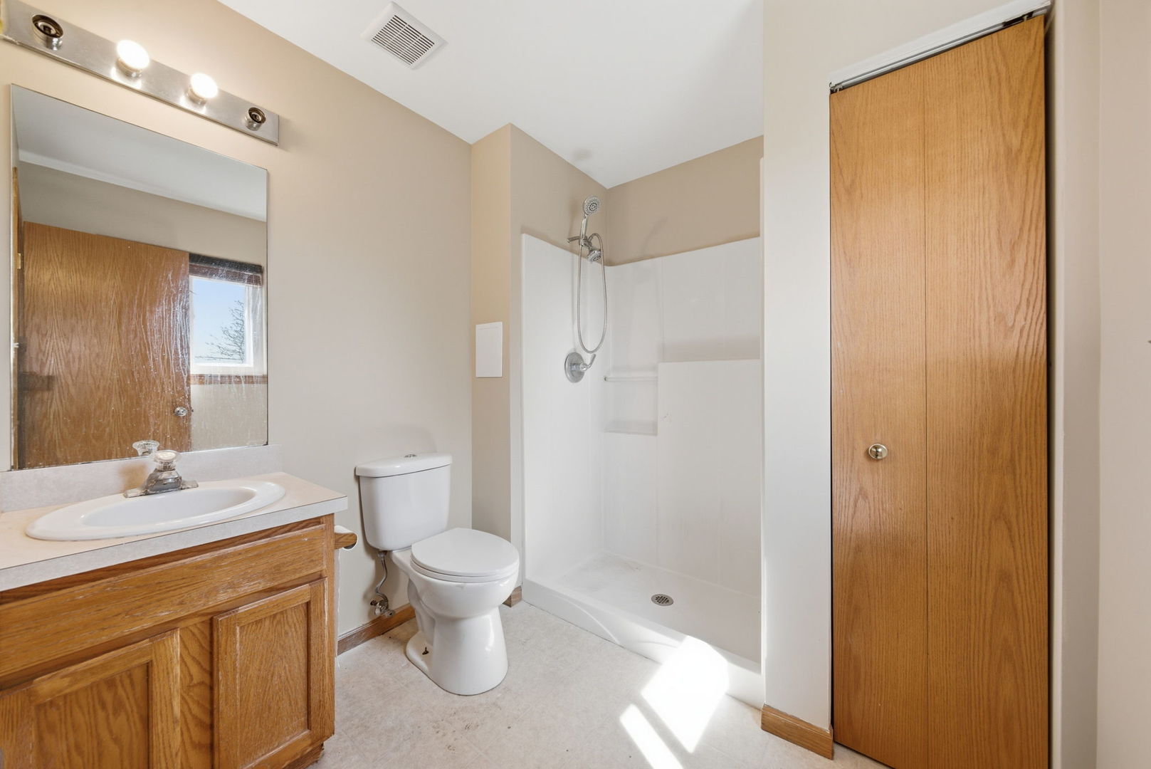 25531 S Mallard Drive, Channahon, IL 60410