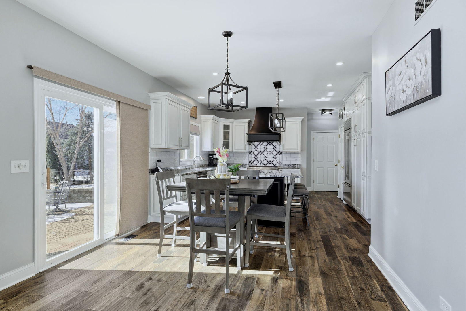 316 Ash Grove Lane, Oswego, IL 60543