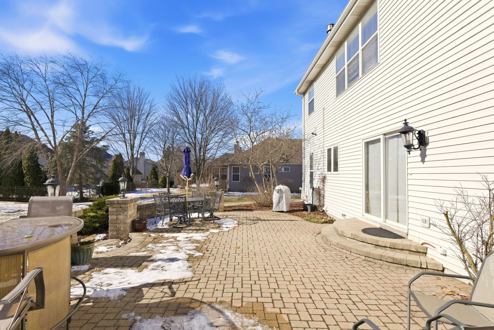 316 Ash Grove Lane, Oswego, IL 60543