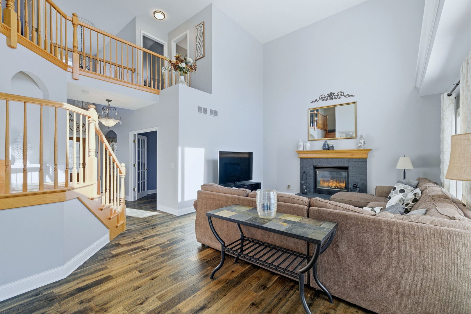 316 Ash Grove Lane, Oswego, IL 60543