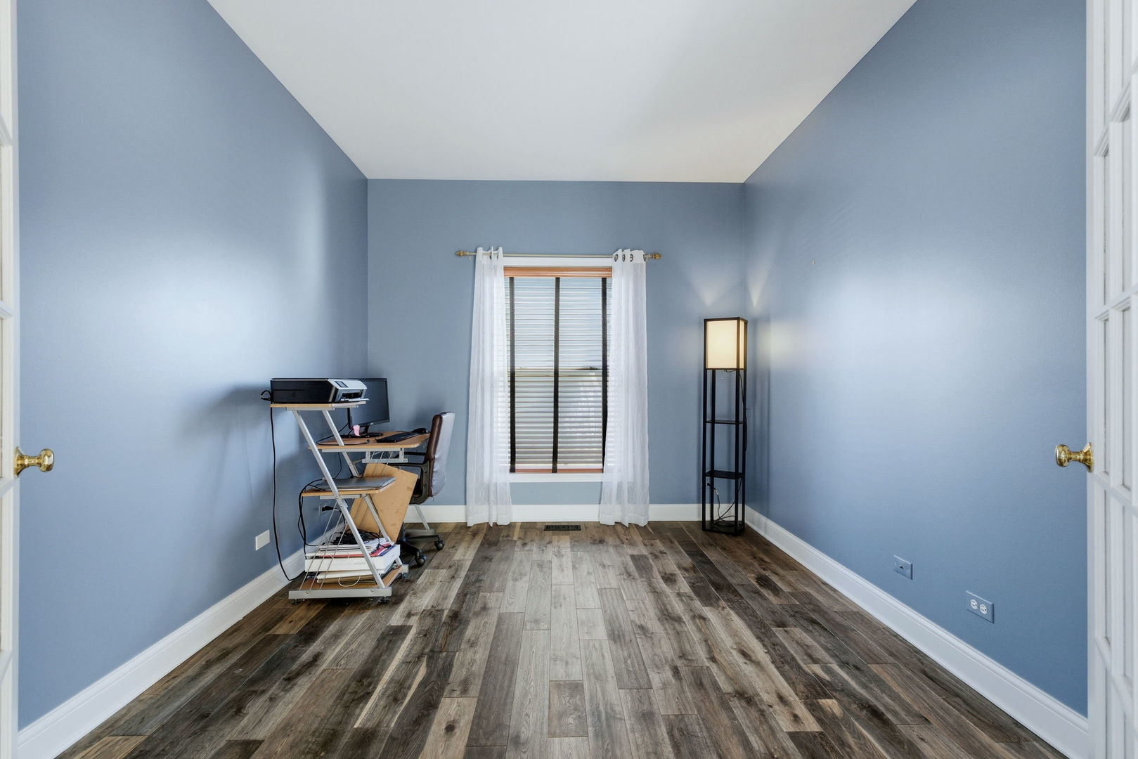 316 Ash Grove Lane, Oswego, IL 60543