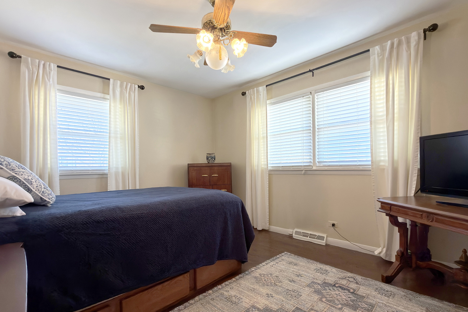 62 Mayer Avenue, Wheeling, IL 60090