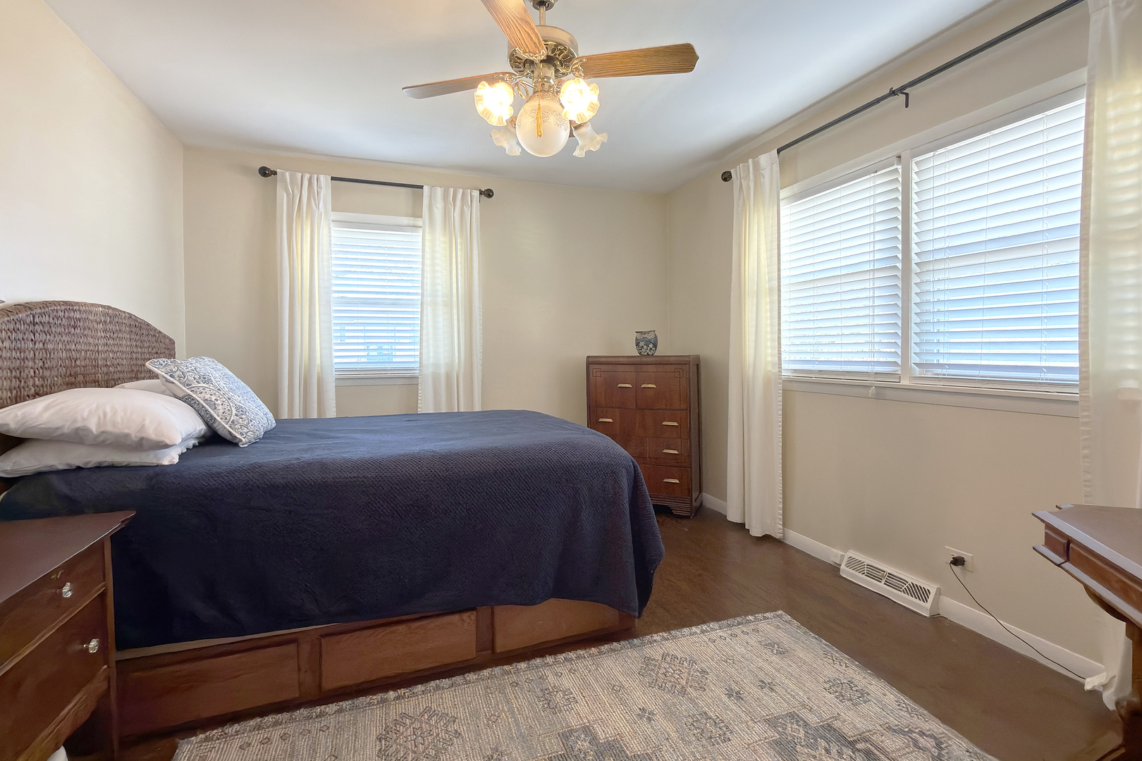 62 Mayer Avenue, Wheeling, IL 60090