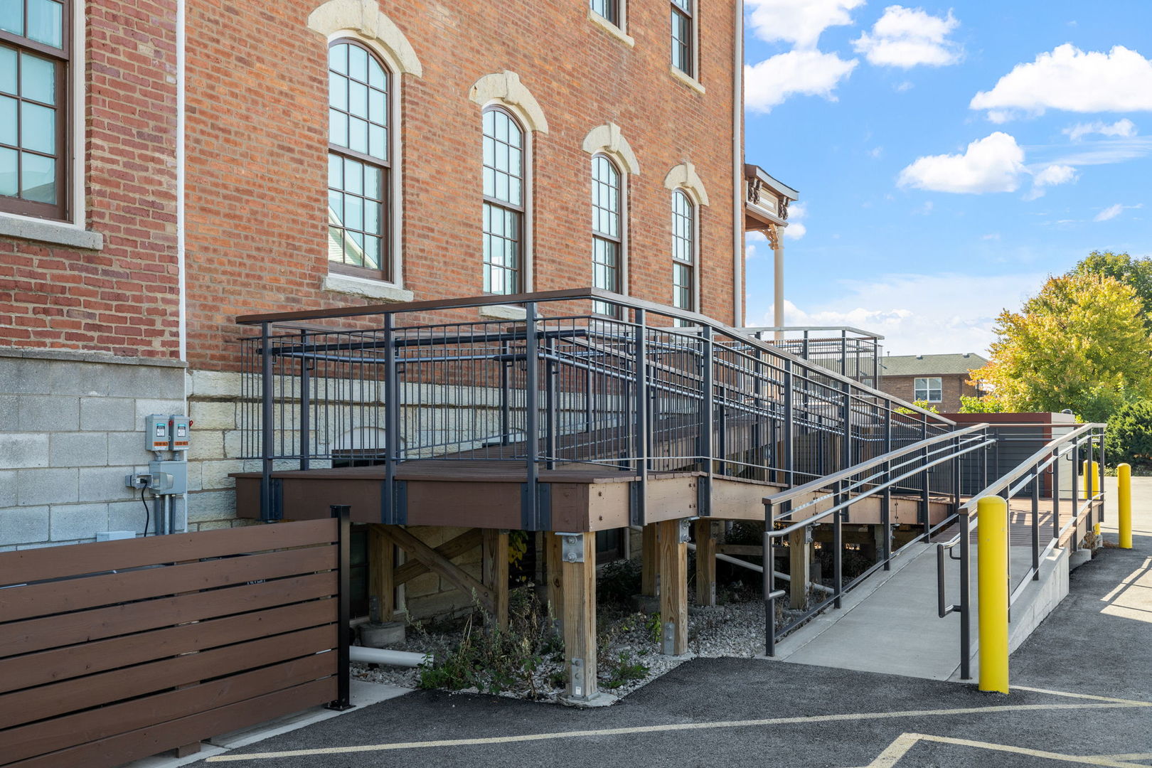 6811 Hickory Street, Tinley Park, IL 60477