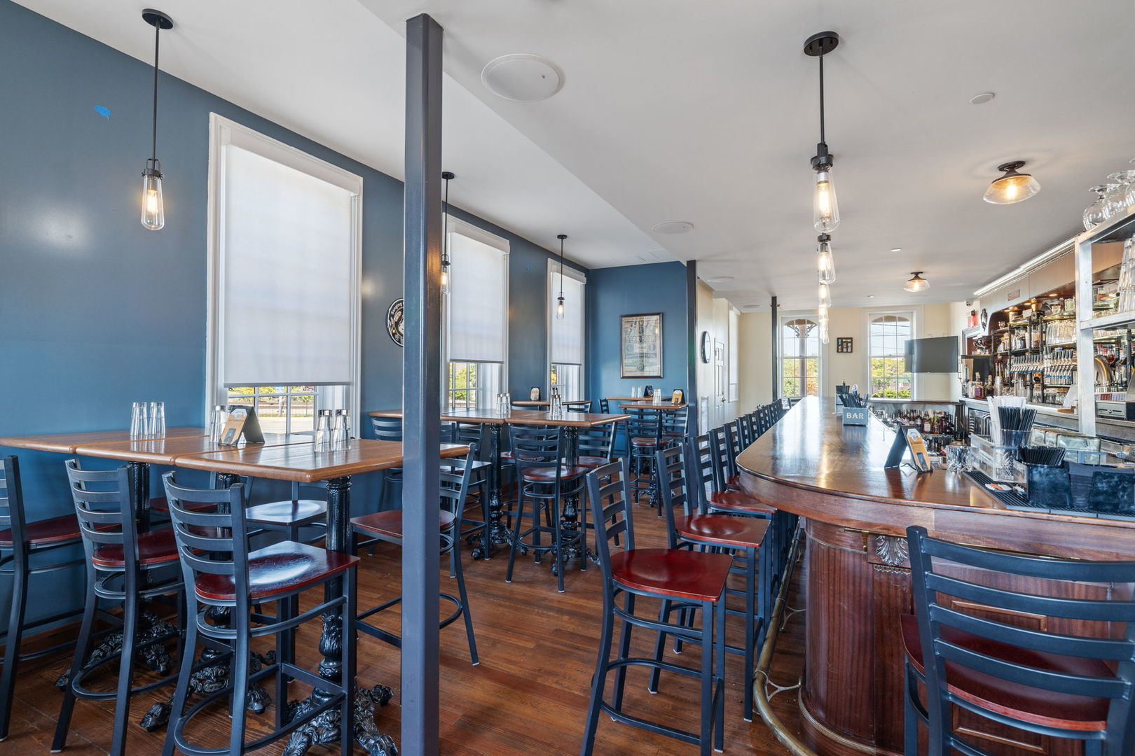 6811 Hickory Street, Tinley Park, IL 60477