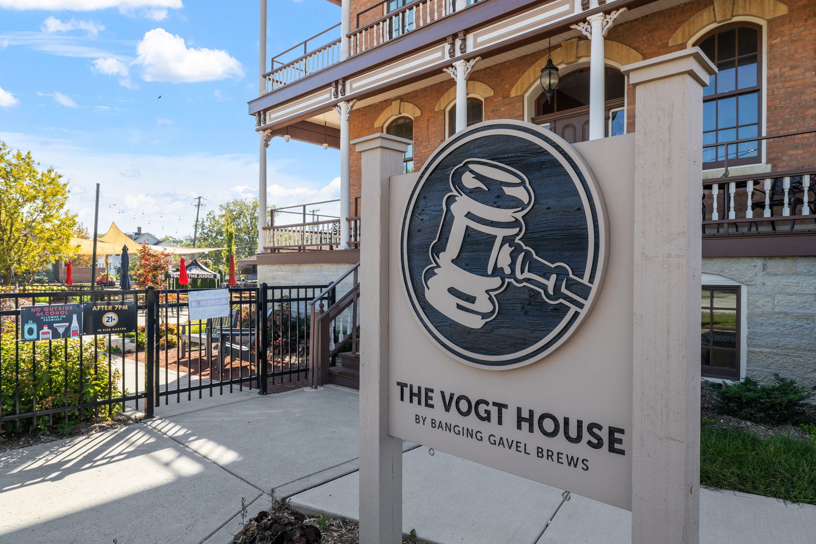 6811 Hickory Street, Tinley Park, IL 60477