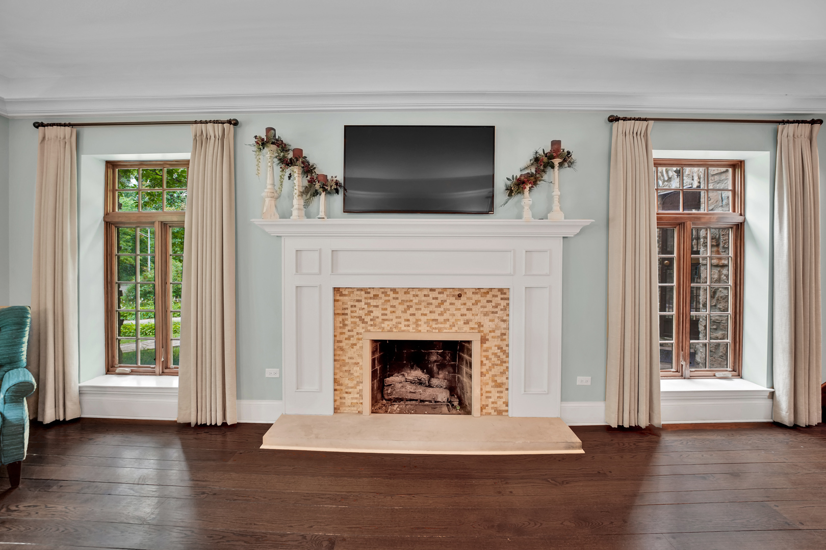 2014 W Hopkins Place, Chicago, IL 60643