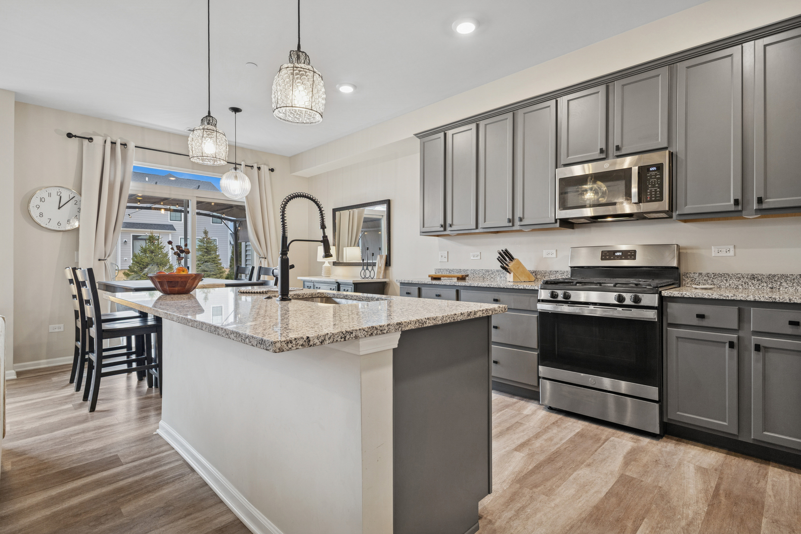 16517 Brook Lane, Lockport, IL 60441