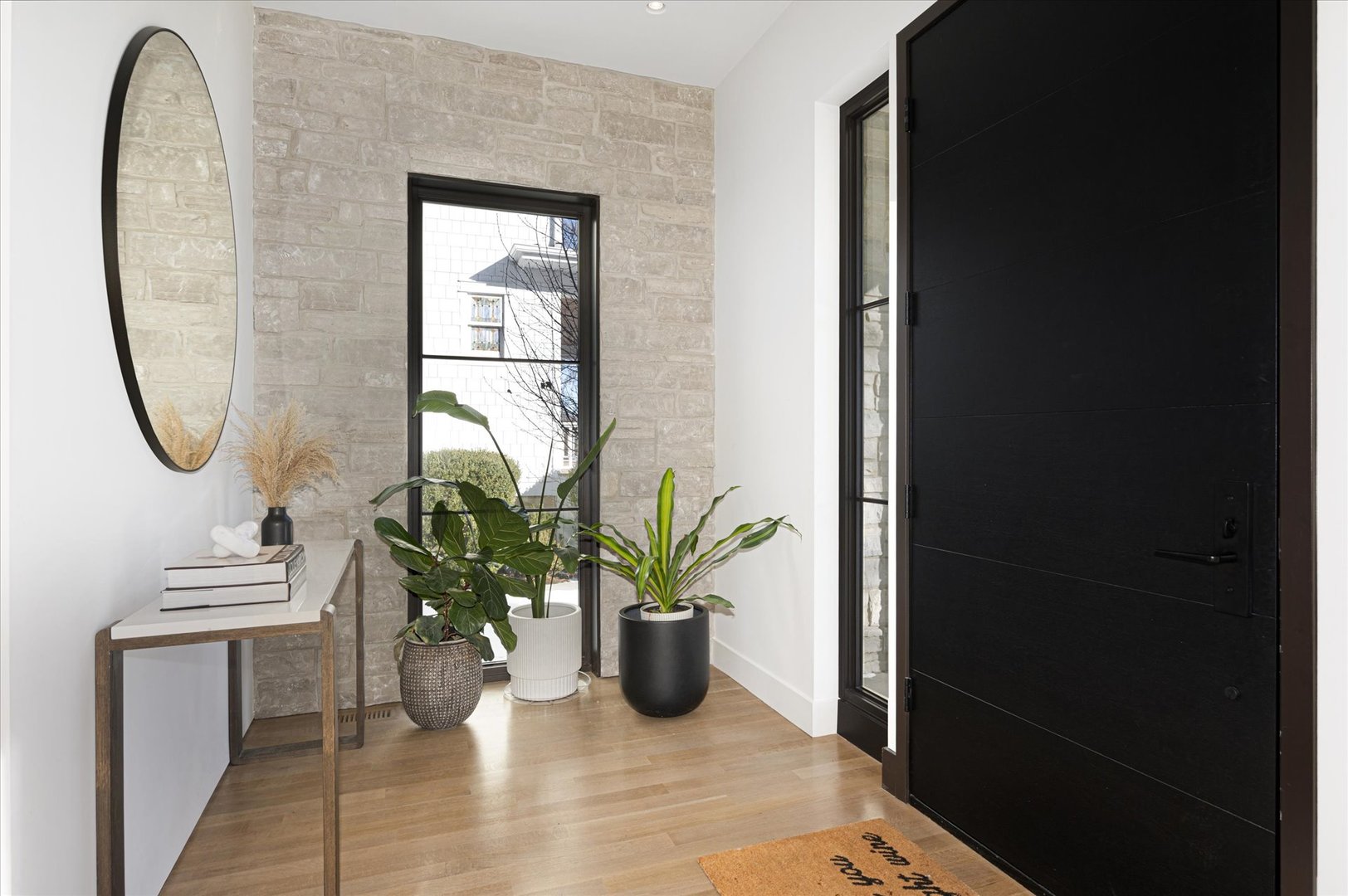 176 S Arlington Avenue, Elmhurst, IL 60126