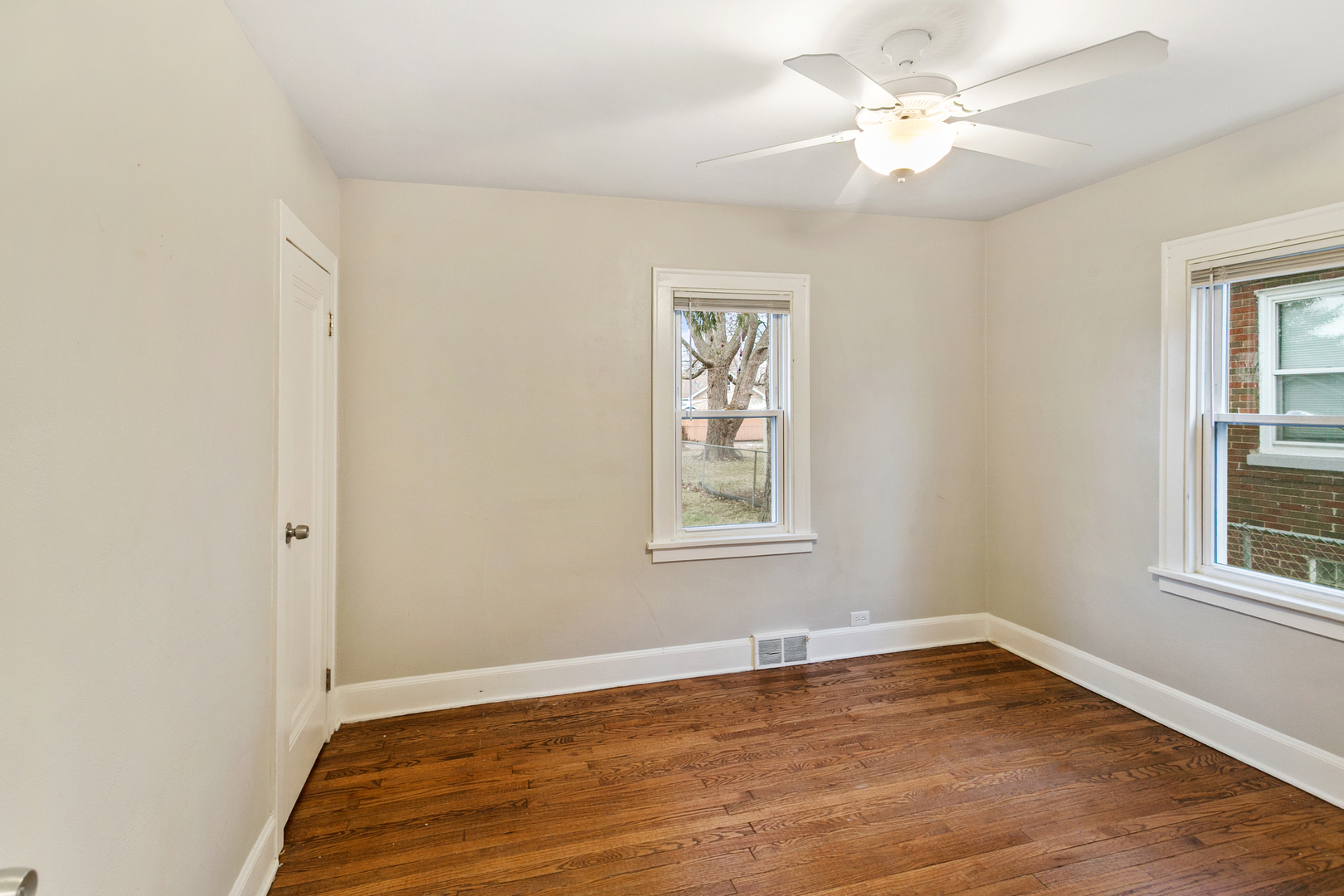 505 Lorraine Avenue, Waukegan, IL 60085