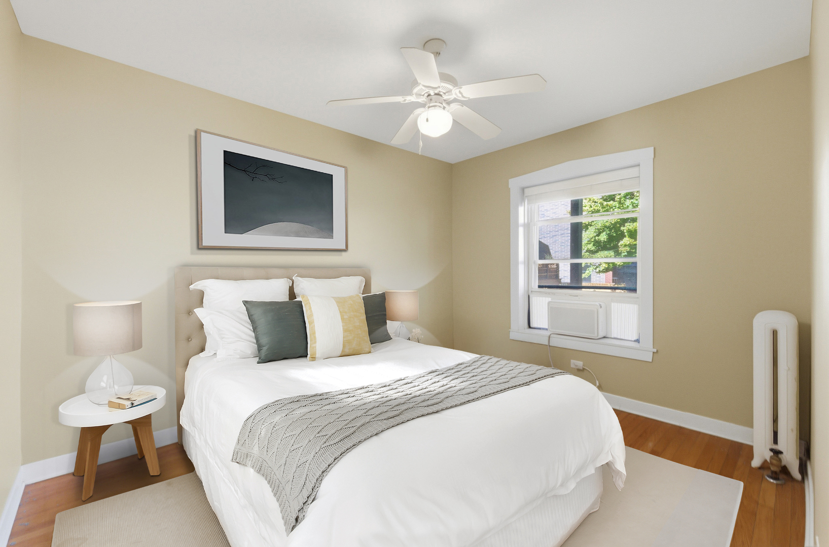 1014 W Barry Avenue #1, Chicago, IL 60657