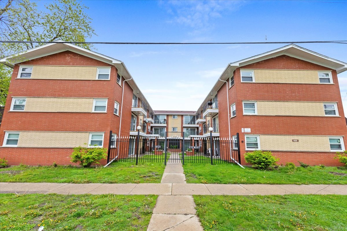 14121 S Stewart Avenue #3D, Riverdale, IL 60827