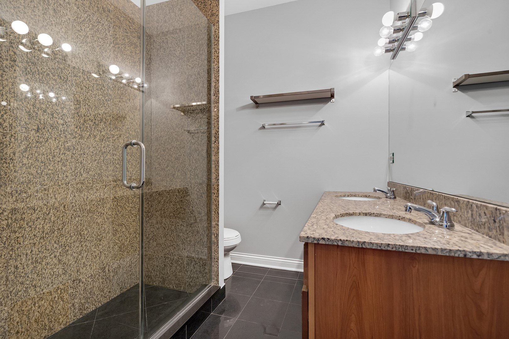 1154 N Kedzie Avenue #402, Chicago, IL 60651