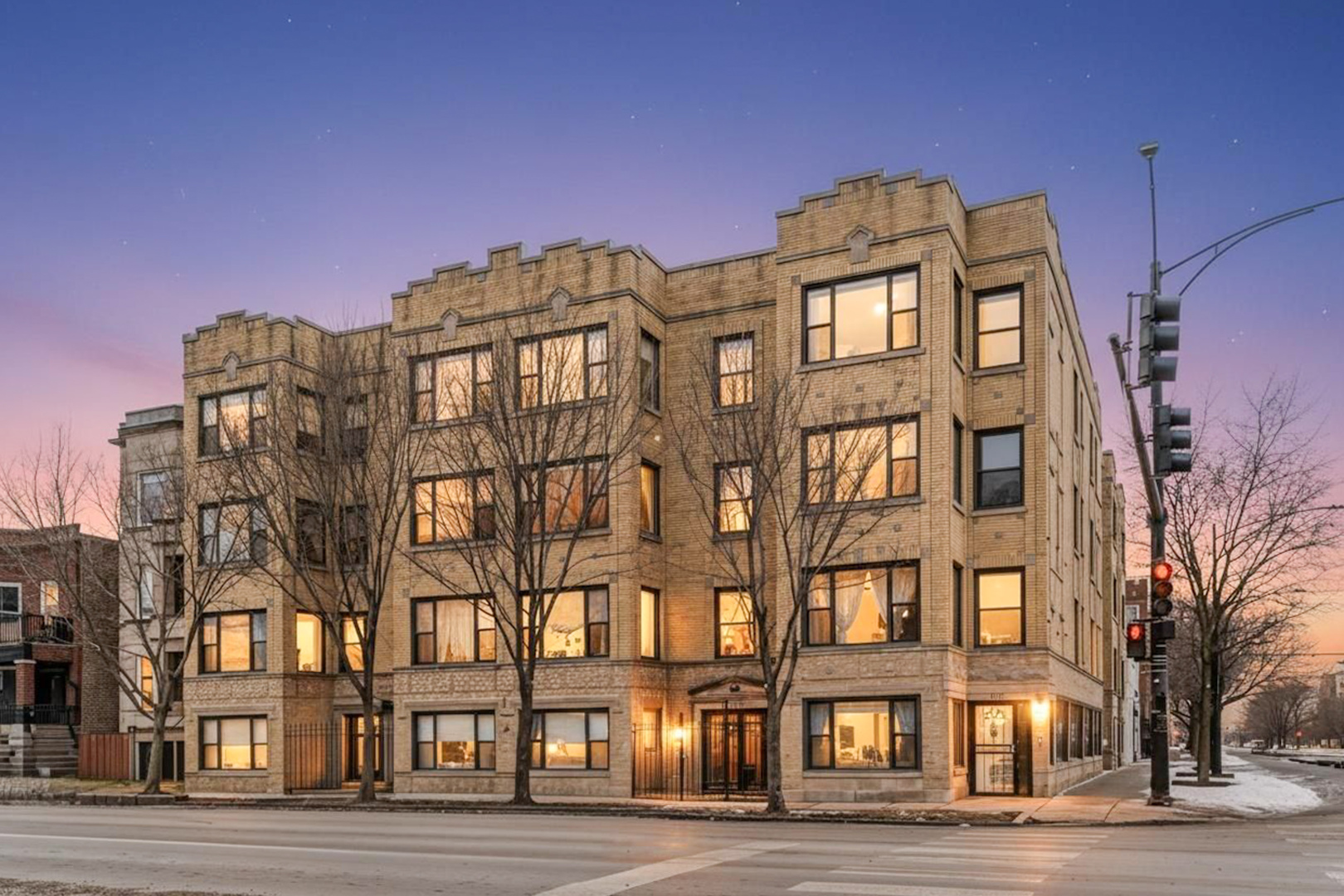 1154 N Kedzie Avenue #402, Chicago, IL 60651