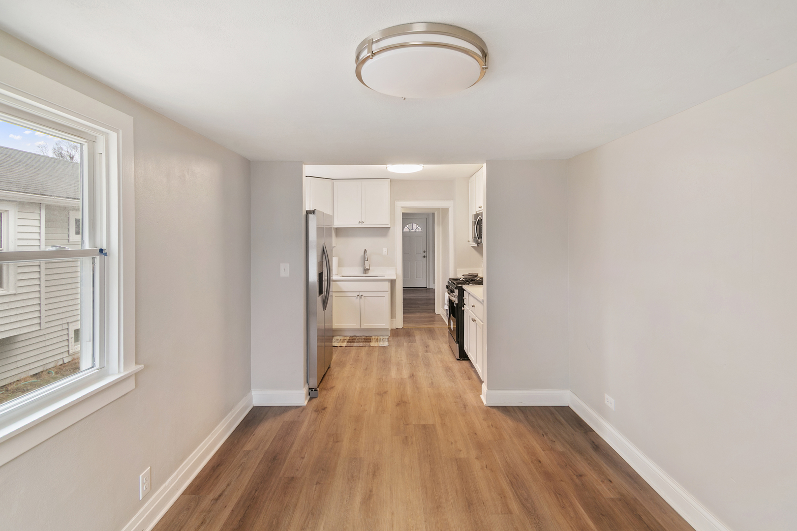 1020 Woodlawn Avenue, Waukegan, IL 60085