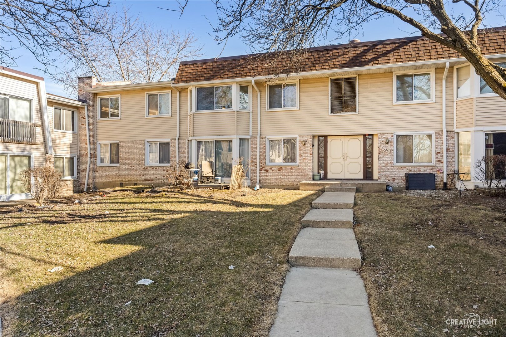 2928 Roberts Drive #8, Woodridge, IL 60517