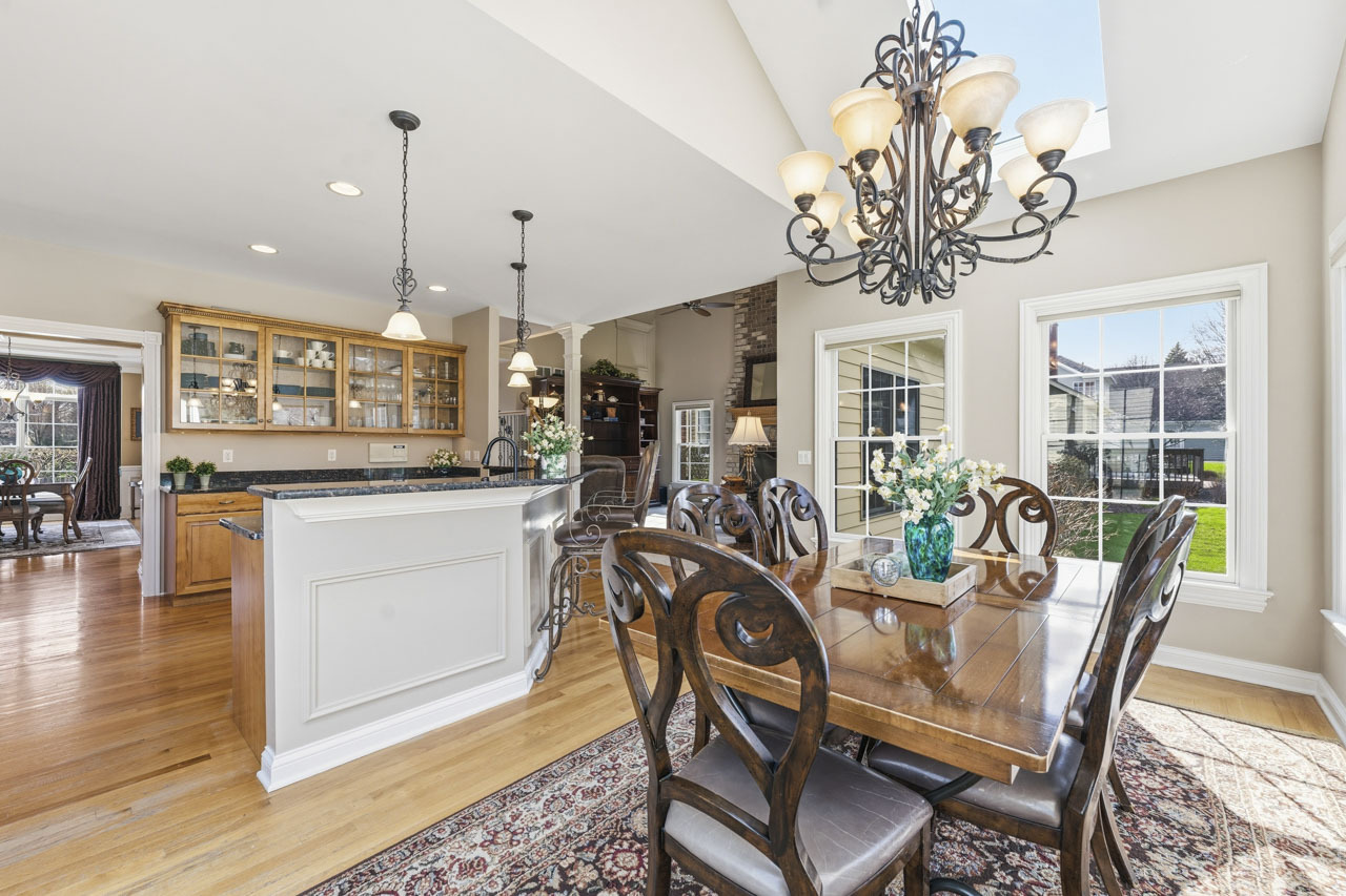 40W378 Francis Bret Harte Street, St. Charles, IL 60175