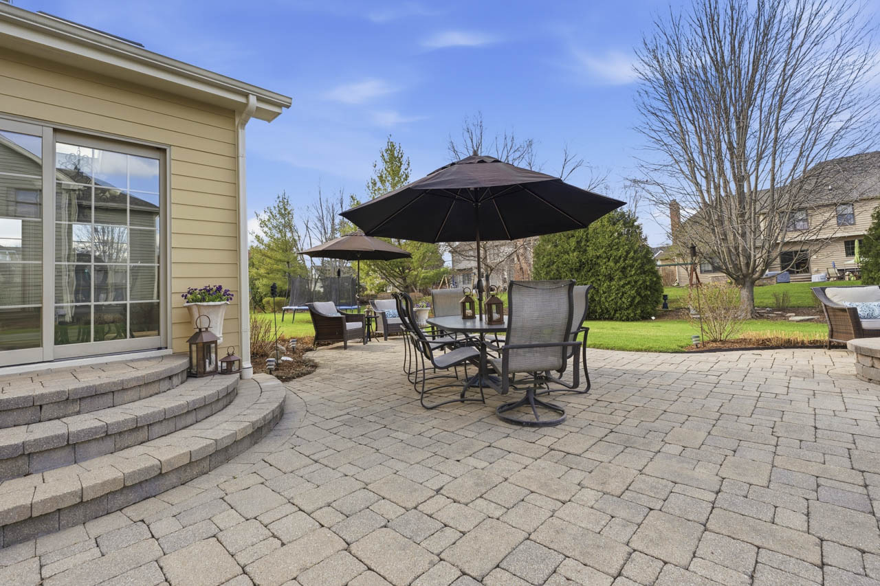 40W378 Francis Bret Harte Street, St. Charles, IL 60175