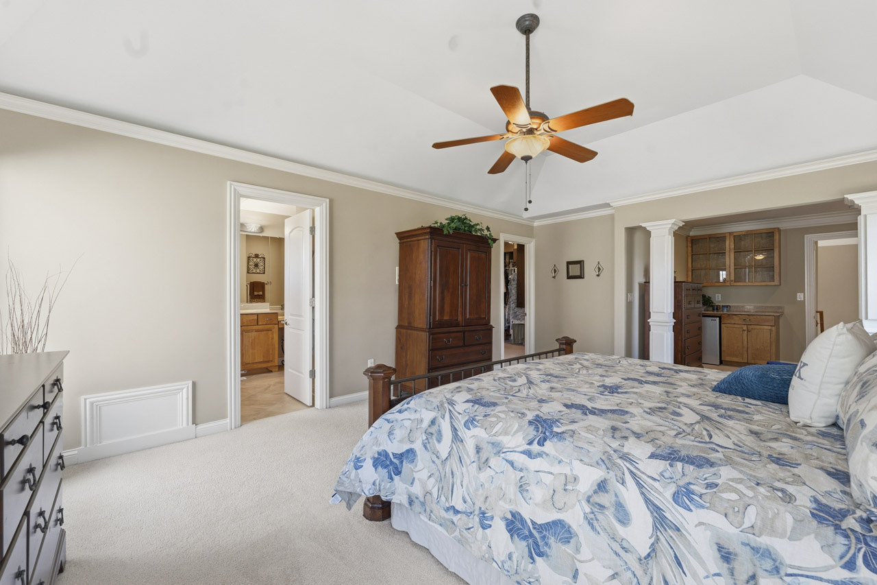 40W378 Francis Bret Harte Street, St. Charles, IL 60175