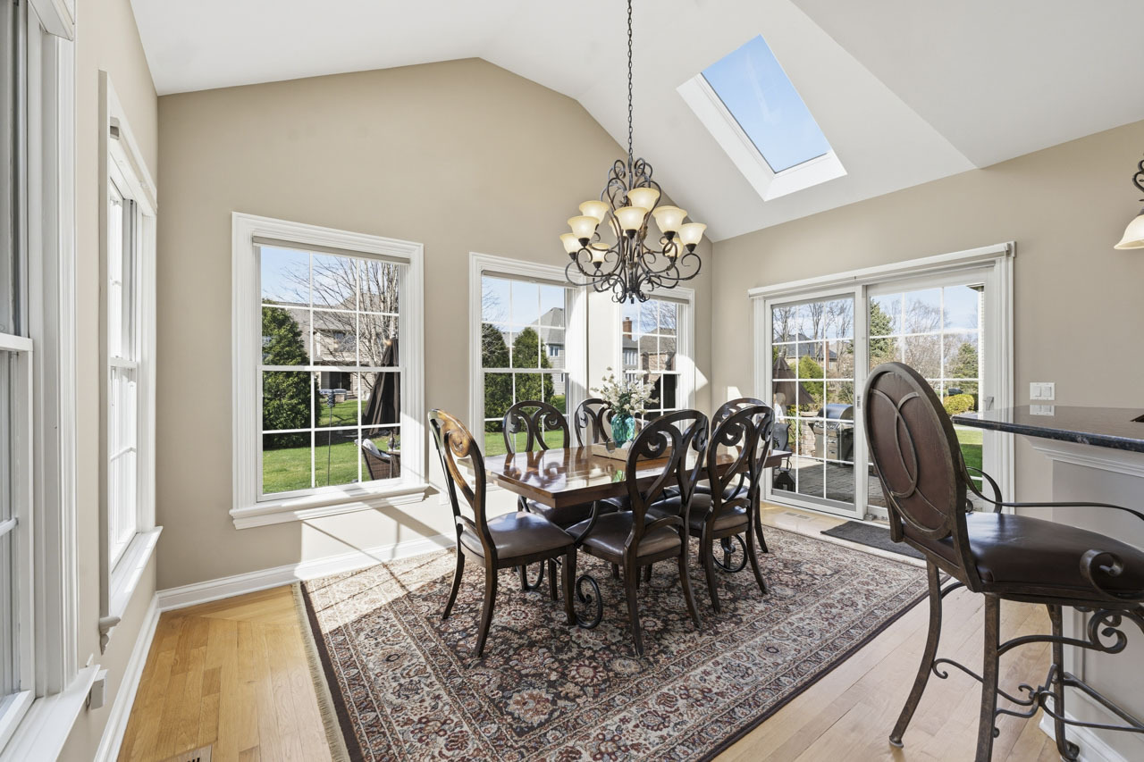 40W378 Francis Bret Harte Street, St. Charles, IL 60175