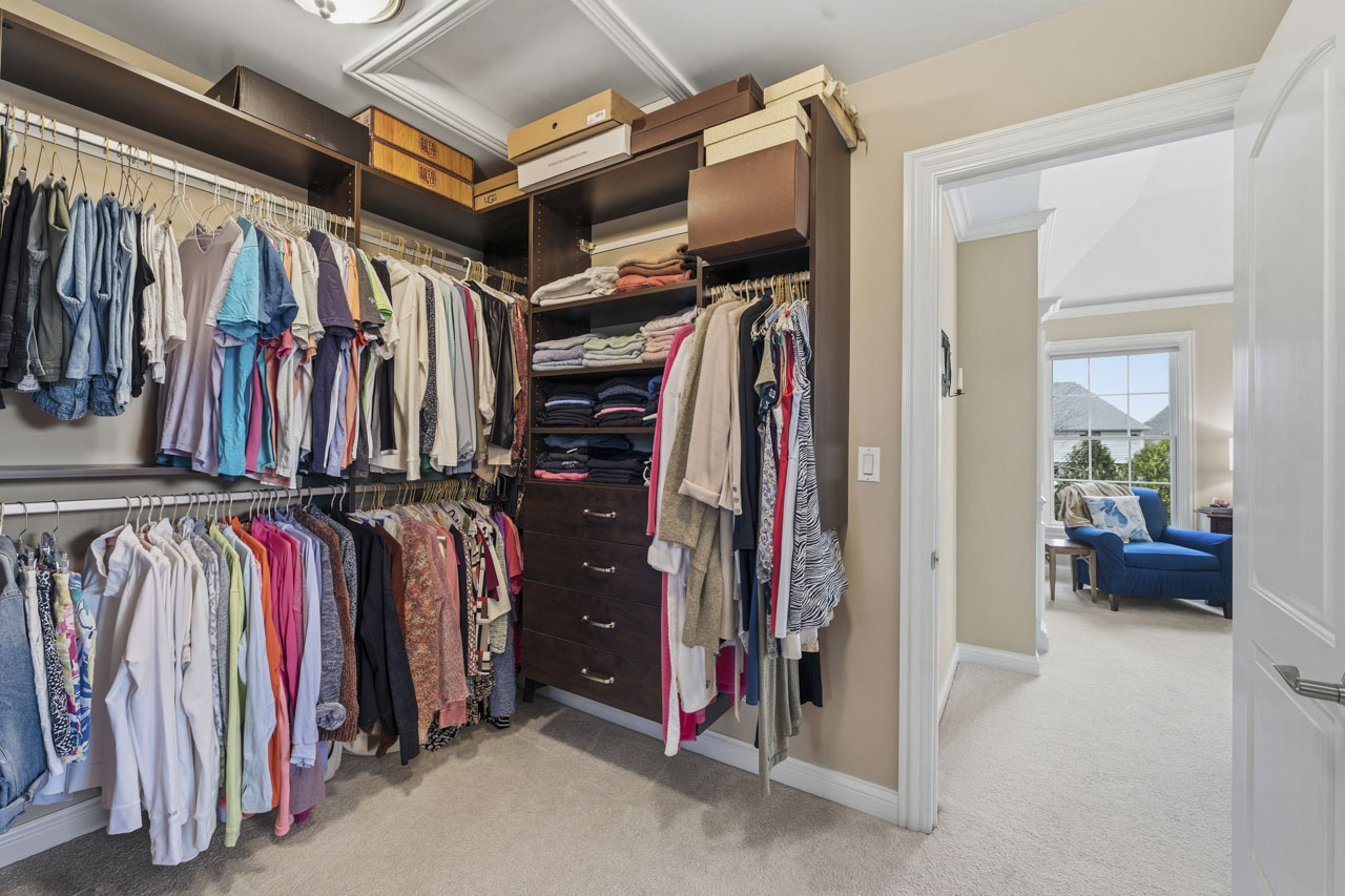 40W378 Francis Bret Harte Street, St. Charles, IL 60175