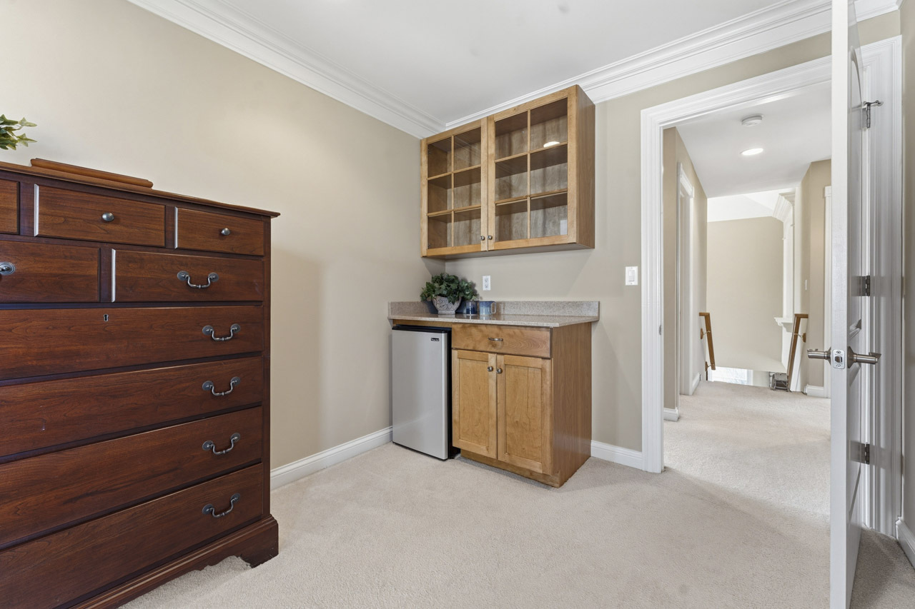 40W378 Francis Bret Harte Street, St. Charles, IL 60175