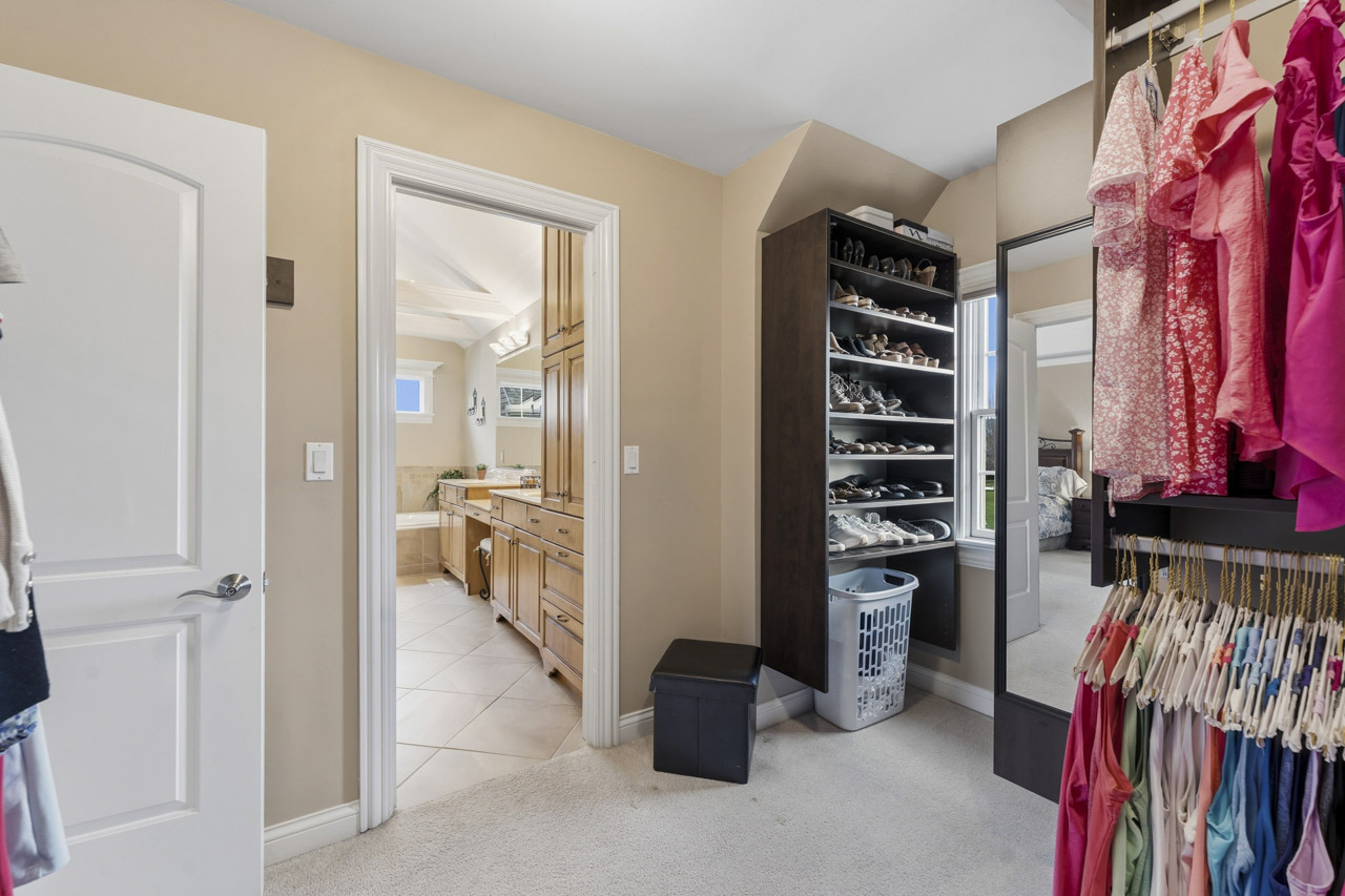 40W378 Francis Bret Harte Street, St. Charles, IL 60175