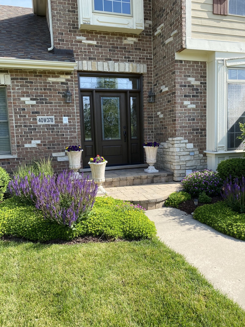 40W378 Francis Bret Harte Street, St. Charles, IL 60175