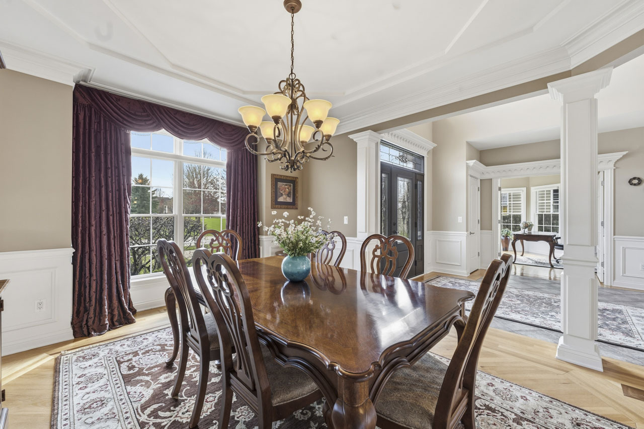 40W378 Francis Bret Harte Street, St. Charles, IL 60175