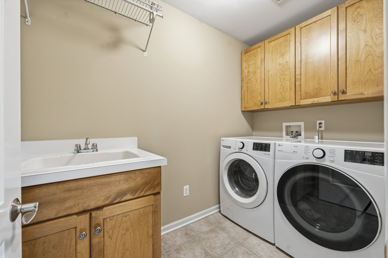 40W378 Francis Bret Harte Street, St. Charles, IL 60175