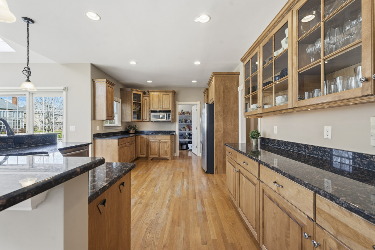 40W378 Francis Bret Harte Street, St. Charles, IL 60175