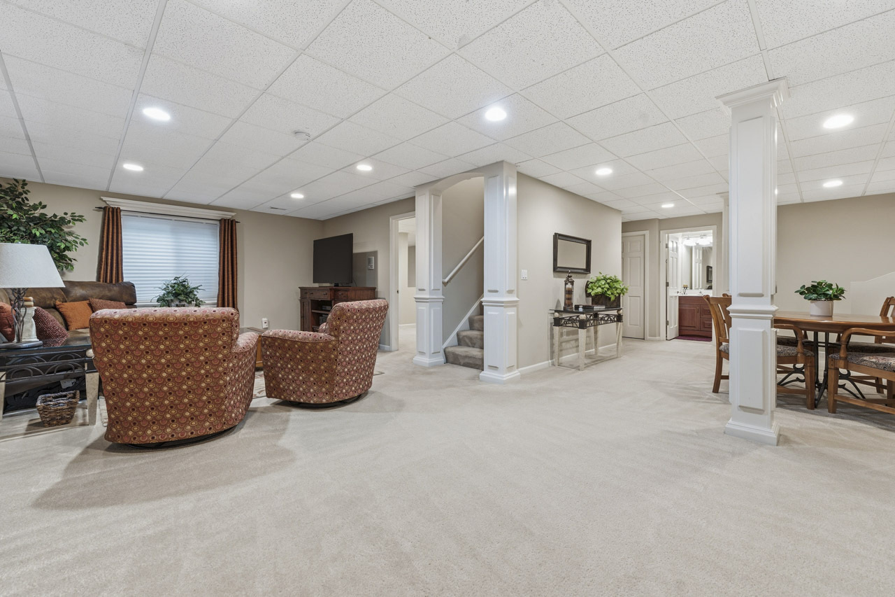 40W378 Francis Bret Harte Street, St. Charles, IL 60175