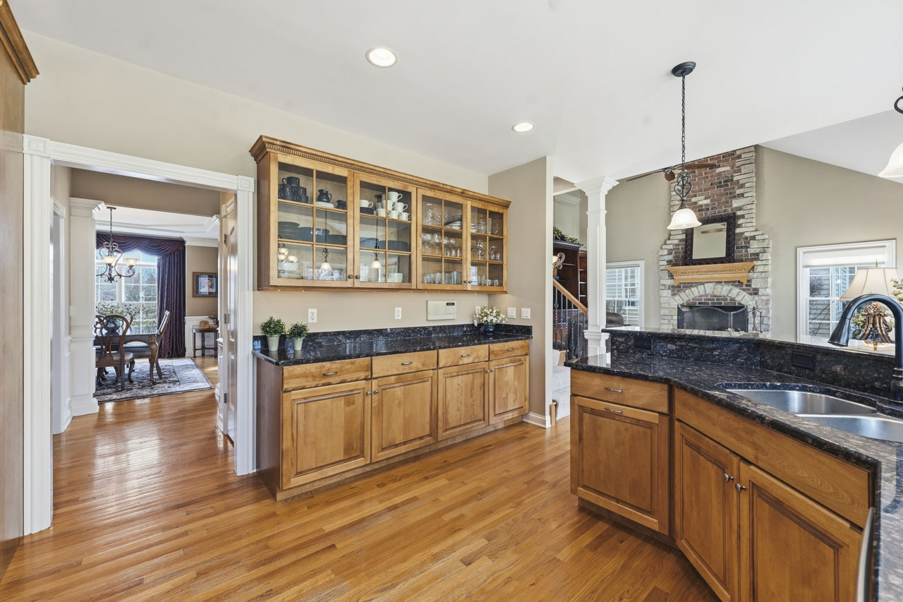 40W378 Francis Bret Harte Street, St. Charles, IL 60175