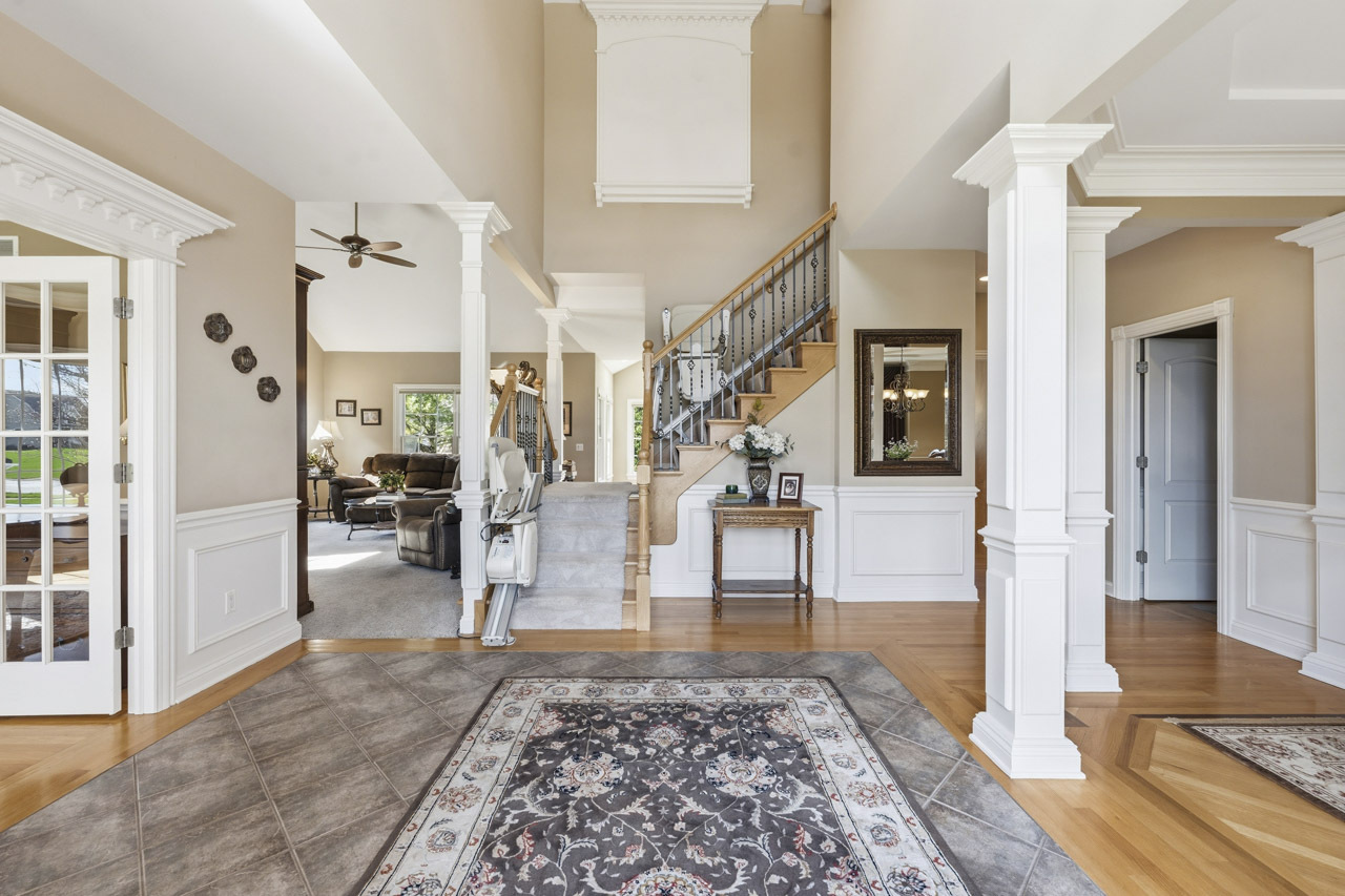 40W378 Francis Bret Harte Street, St. Charles, IL 60175