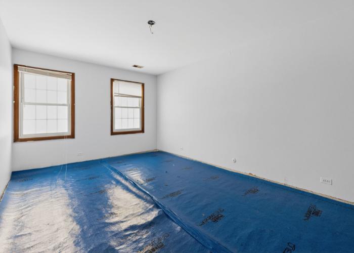 25042 S Whispering Oaks Lane, Crete, IL 60417