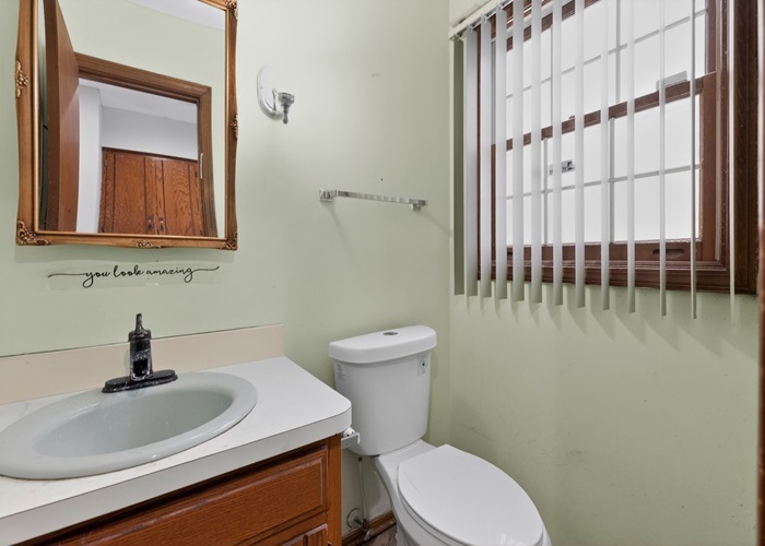 25042 S Whispering Oaks Lane, Crete, IL 60417