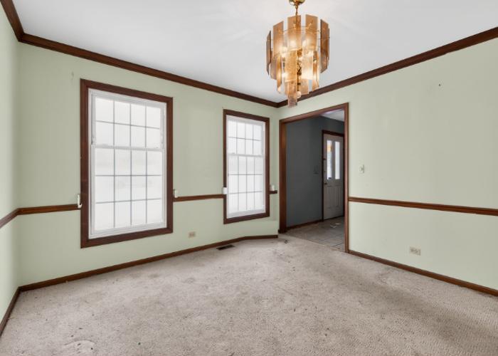 25042 S Whispering Oaks Lane, Crete, IL 60417