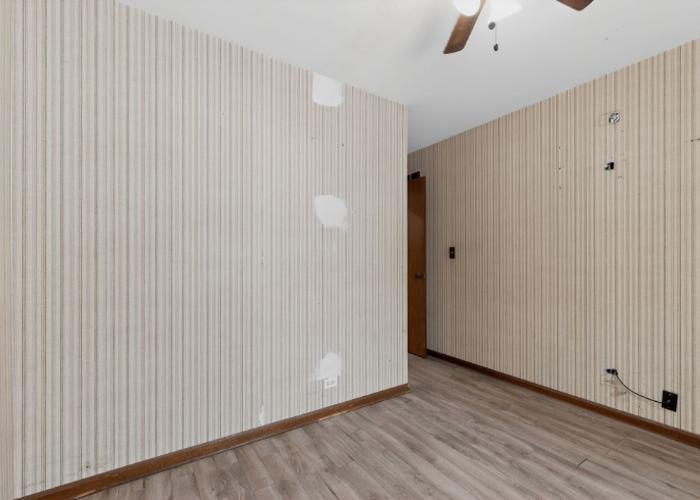 25042 S Whispering Oaks Lane, Crete, IL 60417